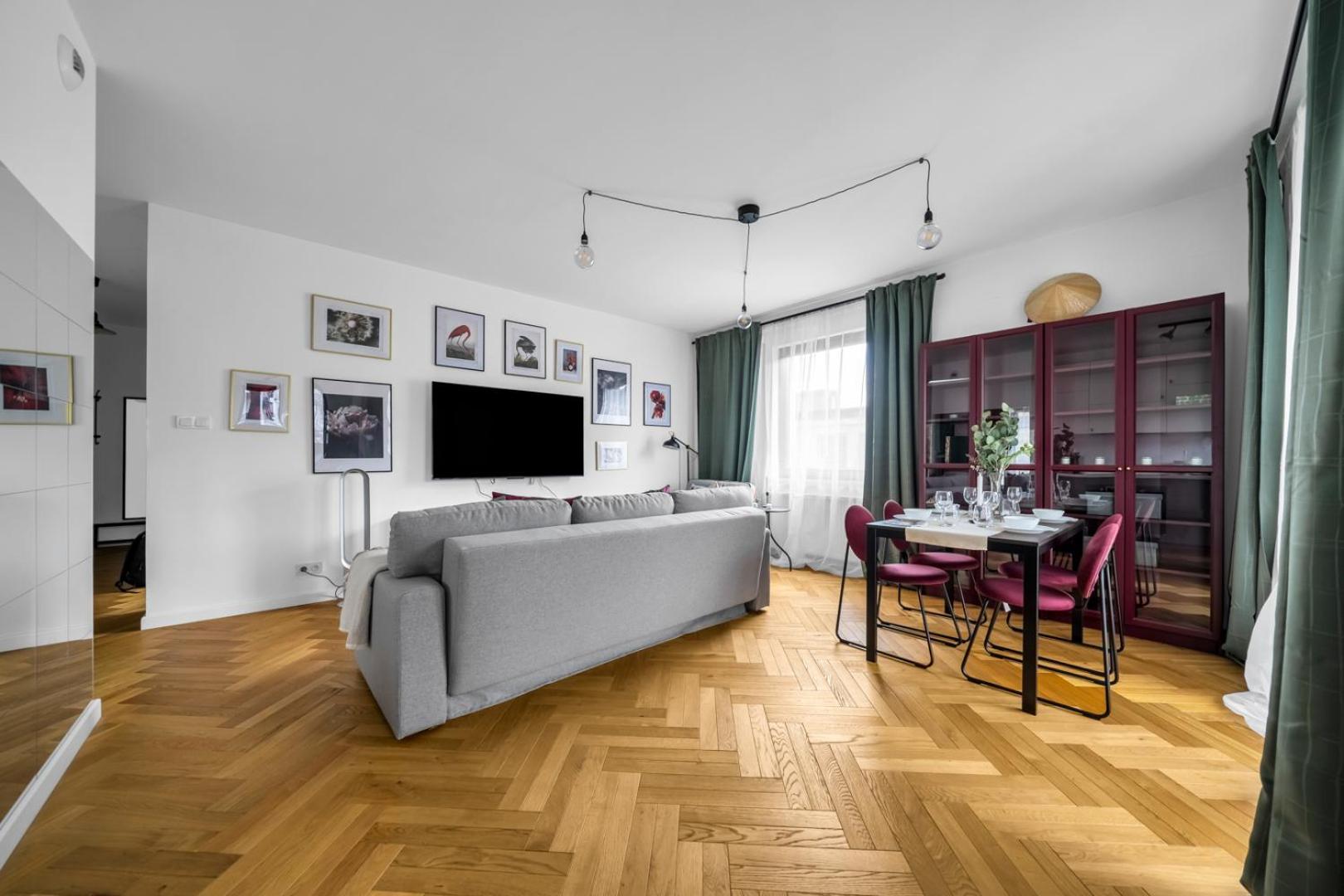 Skierniewicka Apt - Parking, Workspace, Balcony - By Rentujemy Varsó Kültér fotó