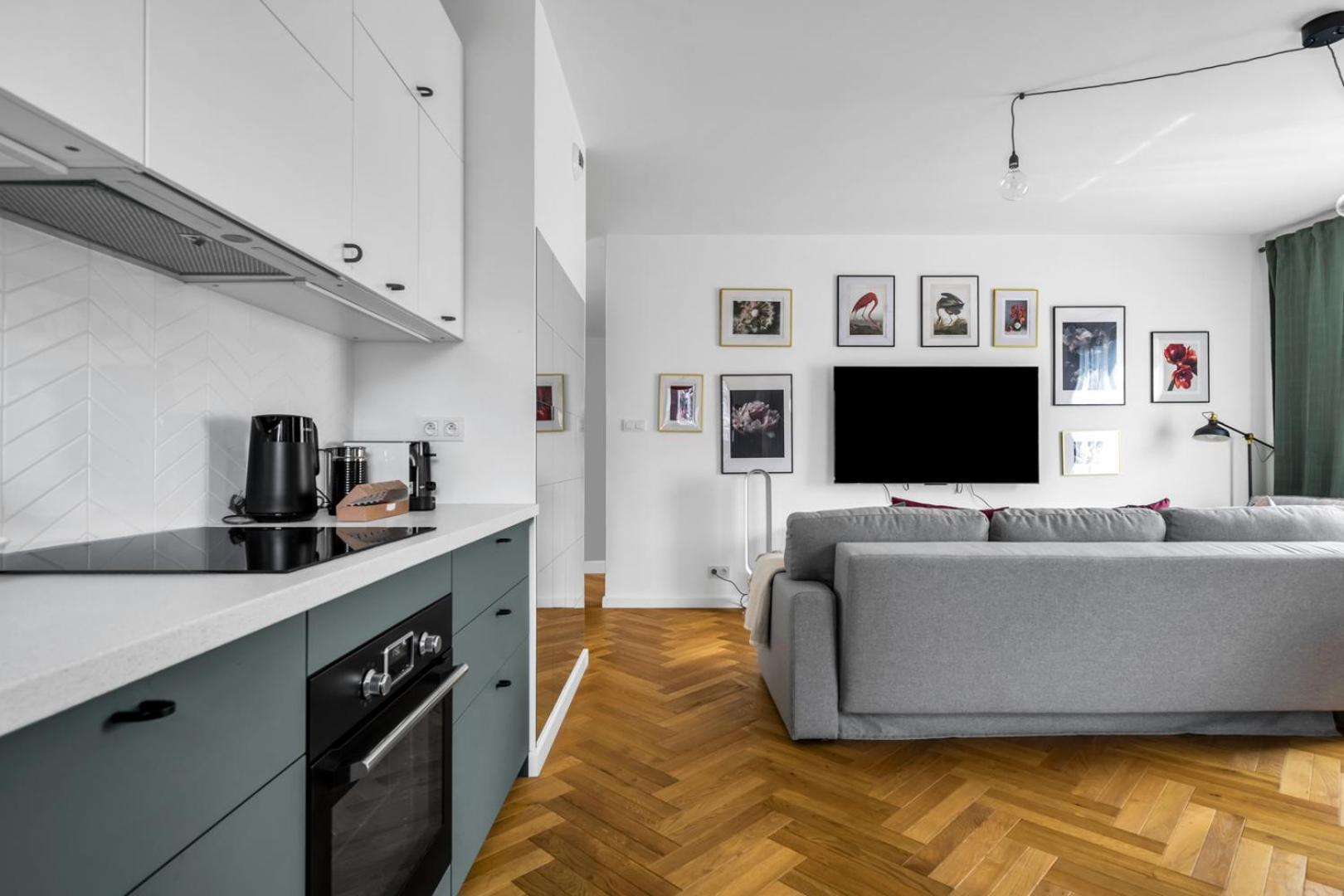 Skierniewicka Apt - Parking, Workspace, Balcony - By Rentujemy Varsó Kültér fotó