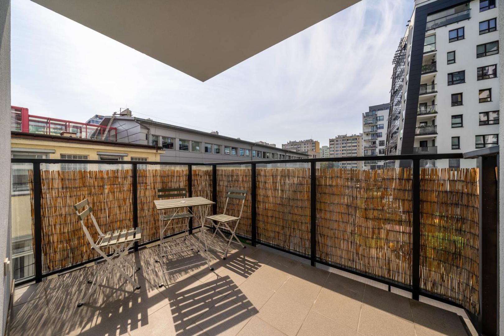 Skierniewicka Apt - Parking, Workspace, Balcony - By Rentujemy Varsó Kültér fotó